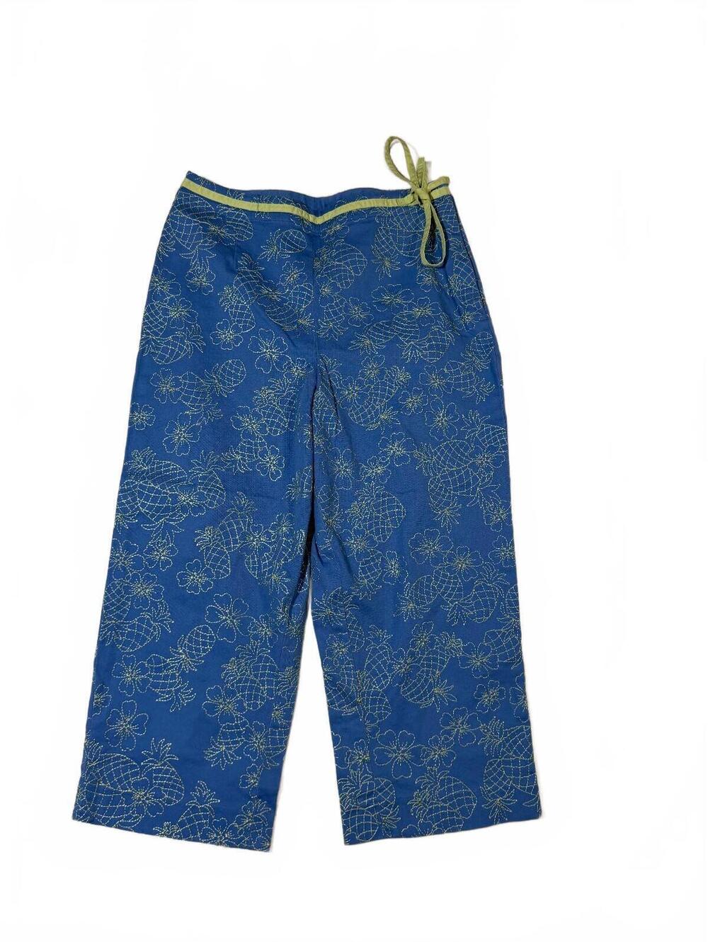 Vintage Y2K Feminine Blue Capris With Pineapple Embroidery Size 6
